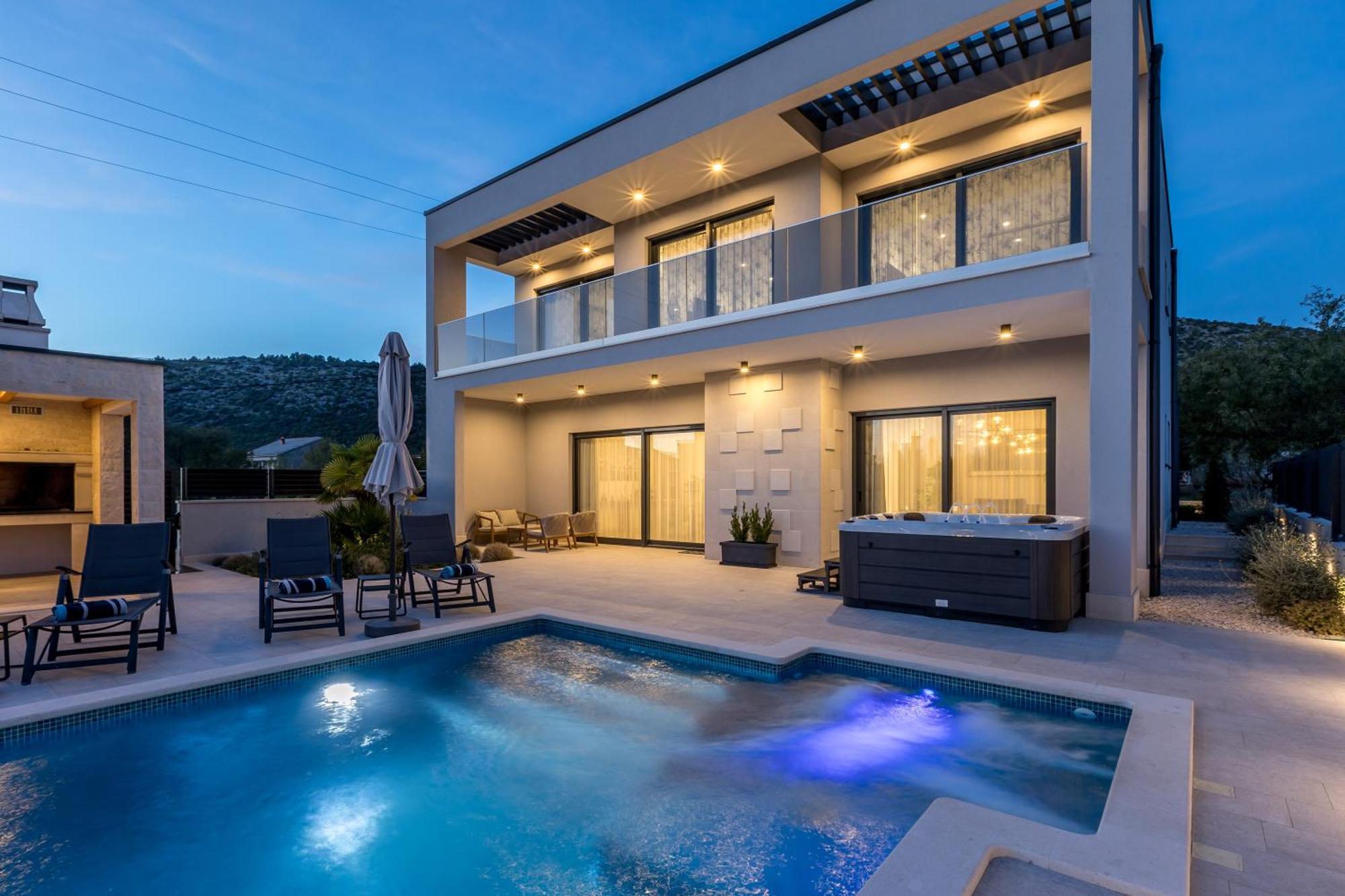 Luxury Villa Diana With Heated Pool And Jacuzzi Dograde Ngoại thất bức ảnh