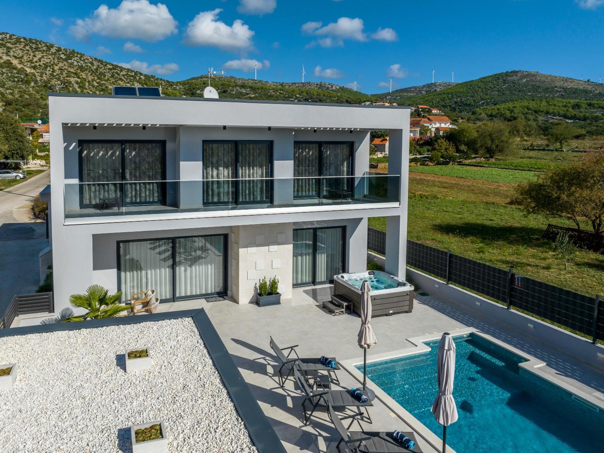 Luxury Villa Diana With Heated Pool And Jacuzzi Dograde Ngoại thất bức ảnh