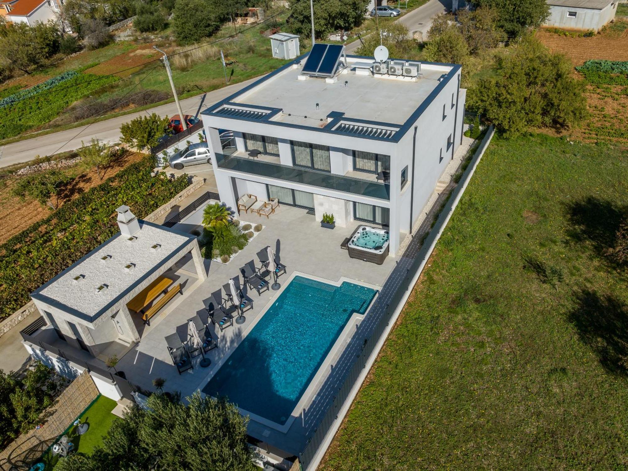 Luxury Villa Diana With Heated Pool And Jacuzzi Dograde Ngoại thất bức ảnh