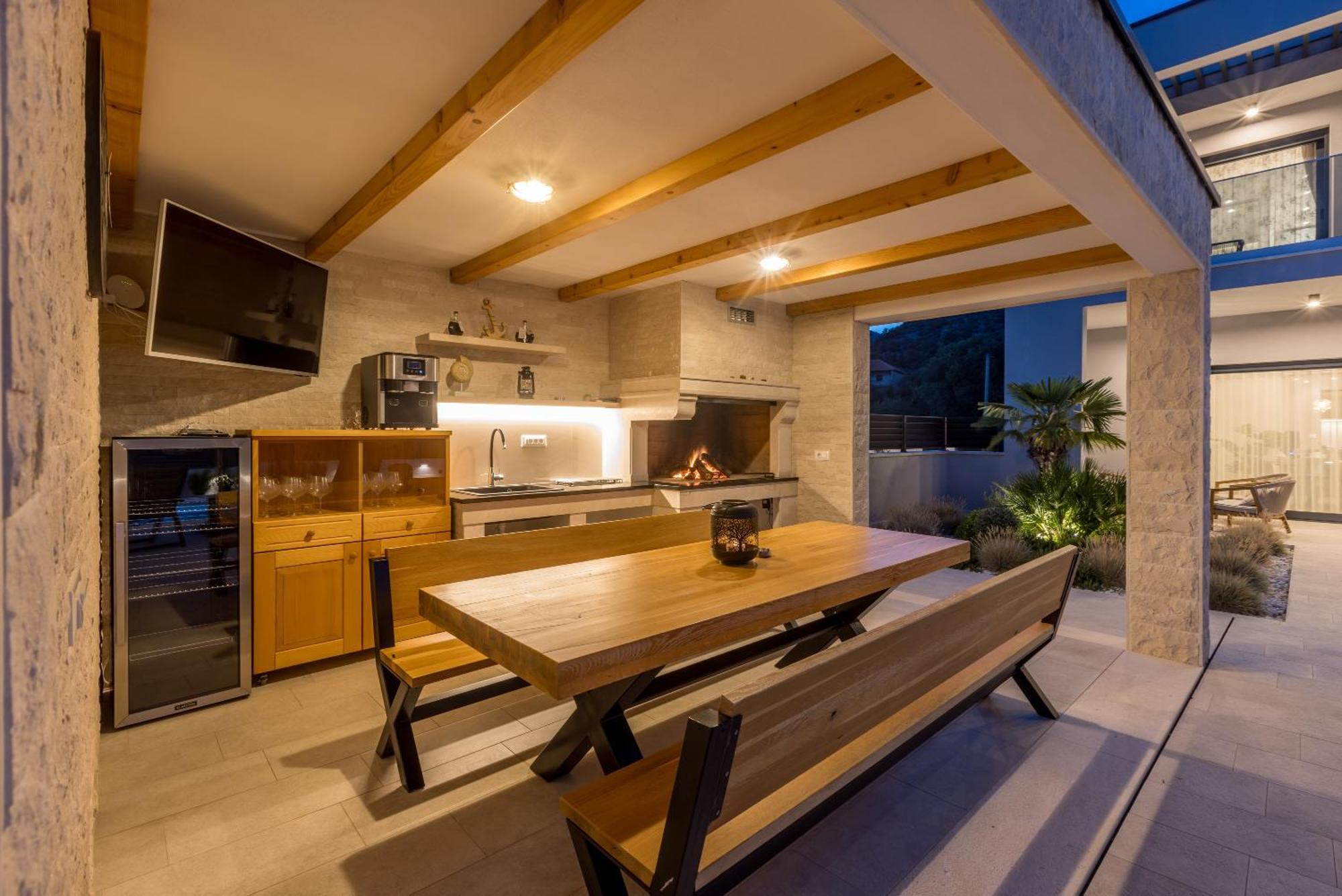 Luxury Villa Diana With Heated Pool And Jacuzzi Dograde Ngoại thất bức ảnh