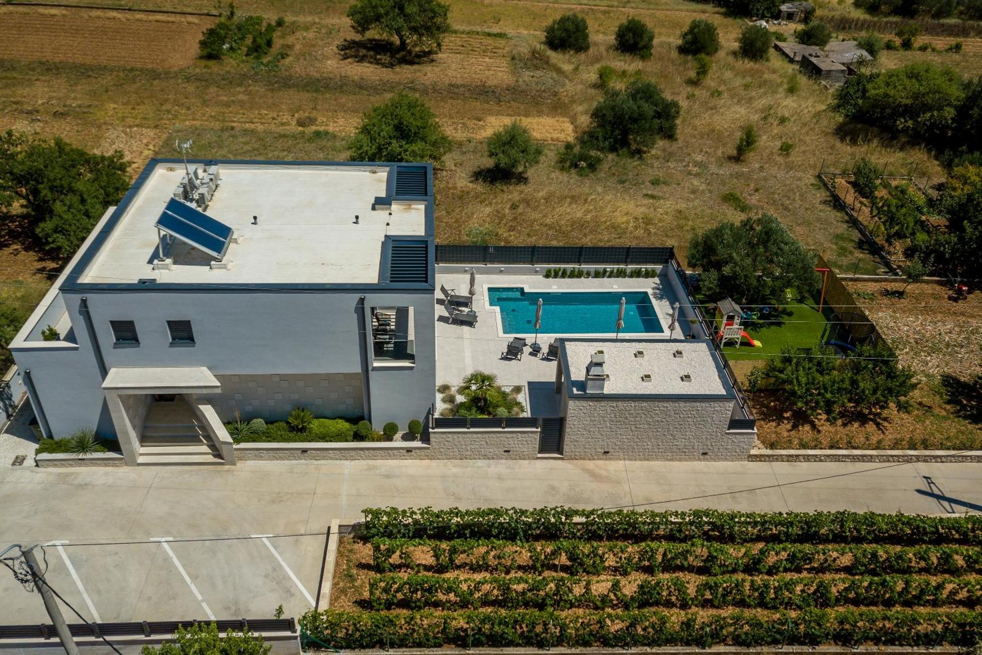 Luxury Villa Diana With Heated Pool And Jacuzzi Dograde Ngoại thất bức ảnh